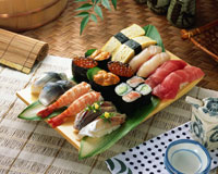 Gedeckter Sushi-Teller